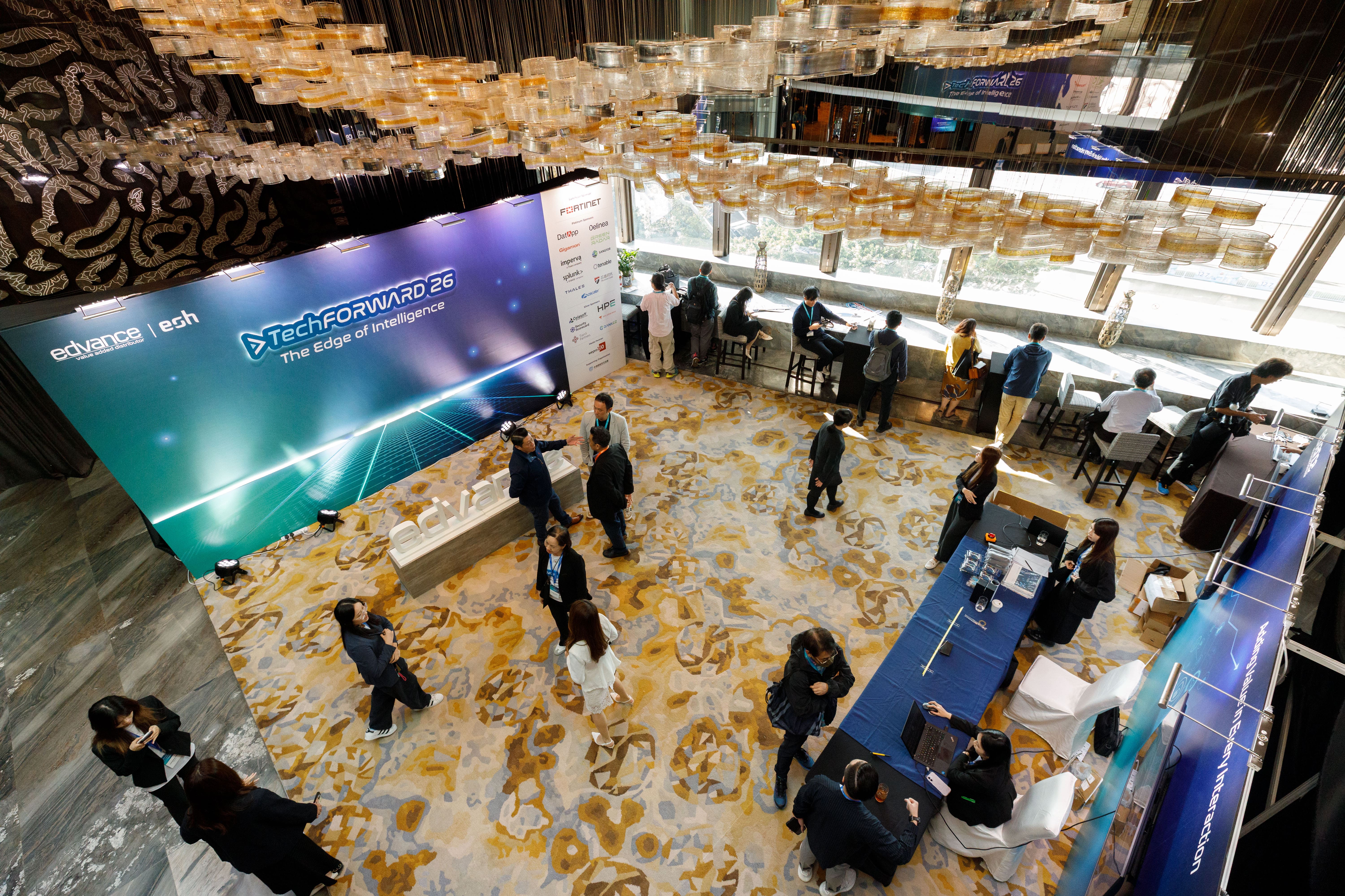 edvance Tech Forward 26 - 6